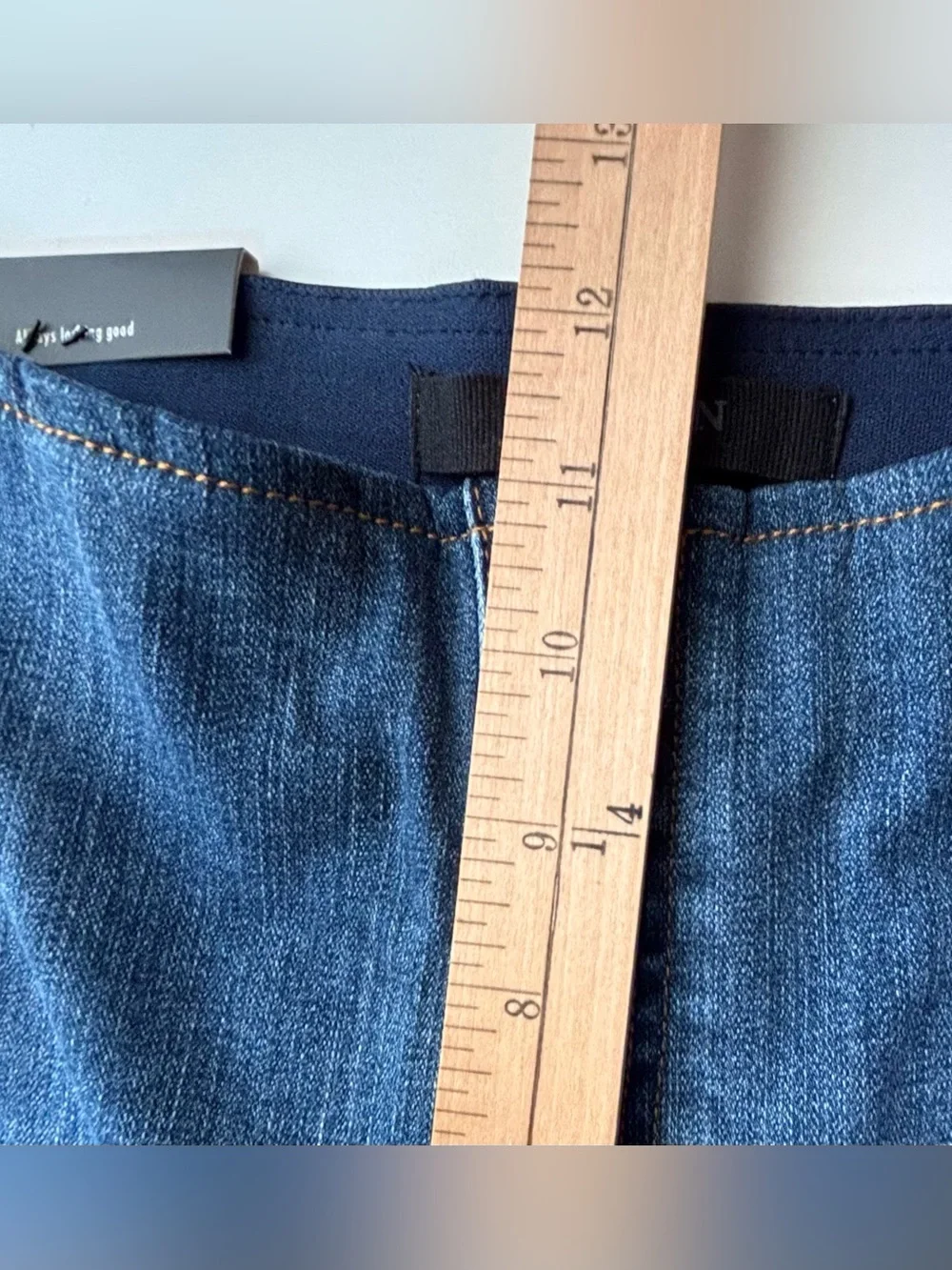 RISEN Pull On Denim Shorts Raw Hem Stretch Bermuda 8” Inseam Medium NWT - Picture 4 of 9